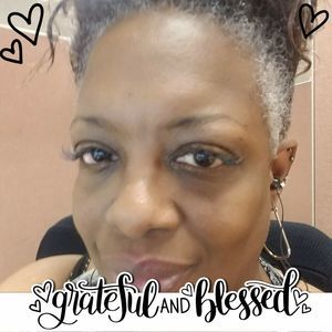 Meet your Posher, Earlean